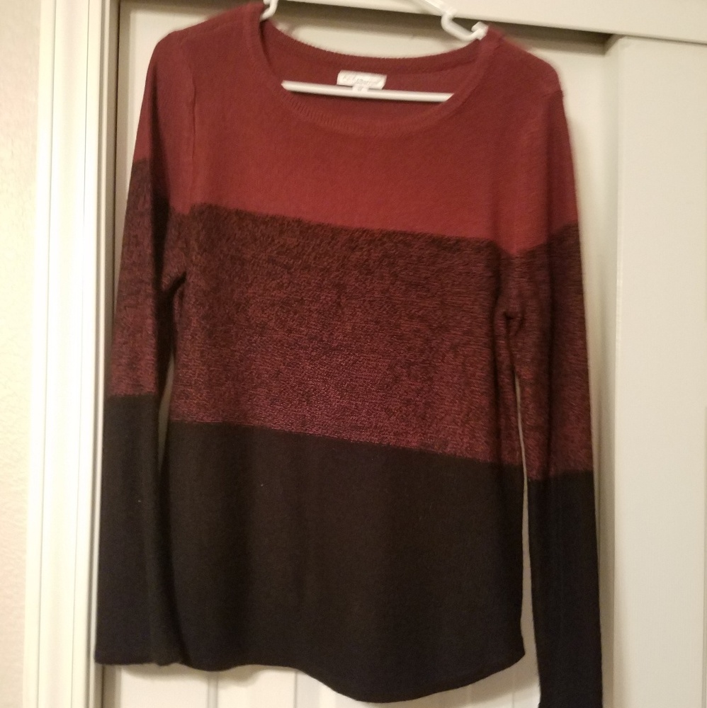 Burgundy and black ombre sweater